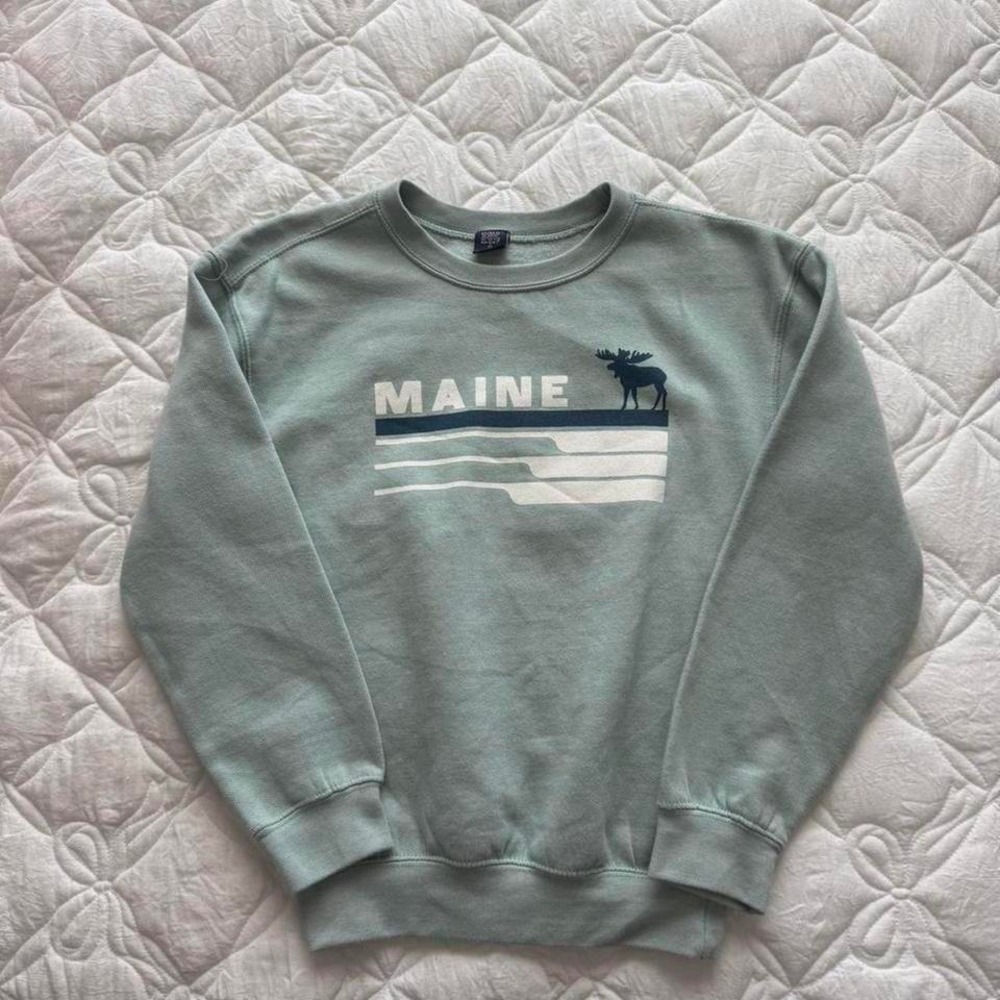 sage green maine‎ crewneck sweatshirt